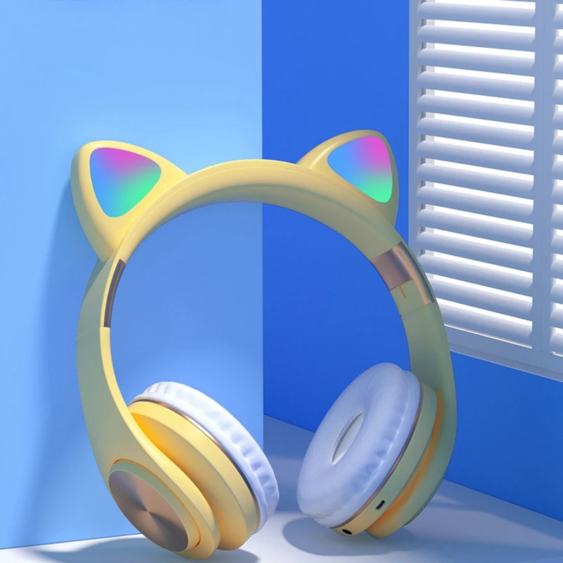 Bluetooth Headphones Cat Ear LED Light Up Wireless Foldable Headphones over Ear for Smartphones Laptop PC TV