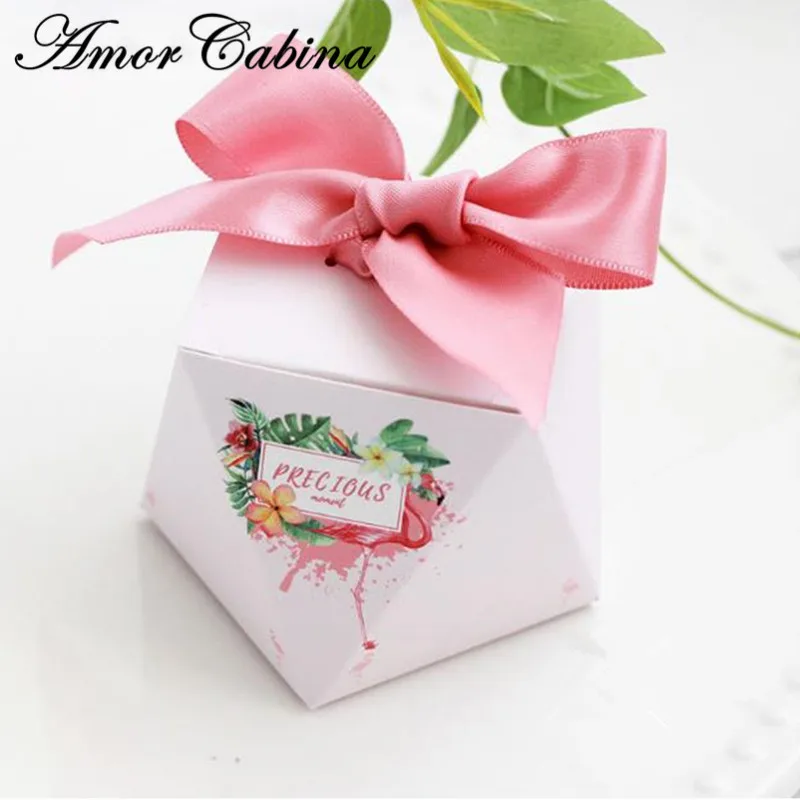 

30pcs European creative personality diamond candy box pink flamingo series gift box chocolate box Bomboniera with ribbon