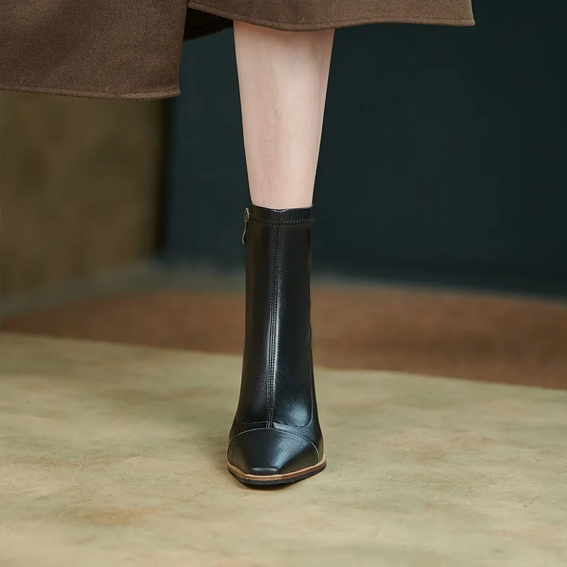 2021 Fashion Women Boots Genuine Leather Knee High Boots Women Low Heel Round Toe Boots Women Autumn Winter Shoes Black White