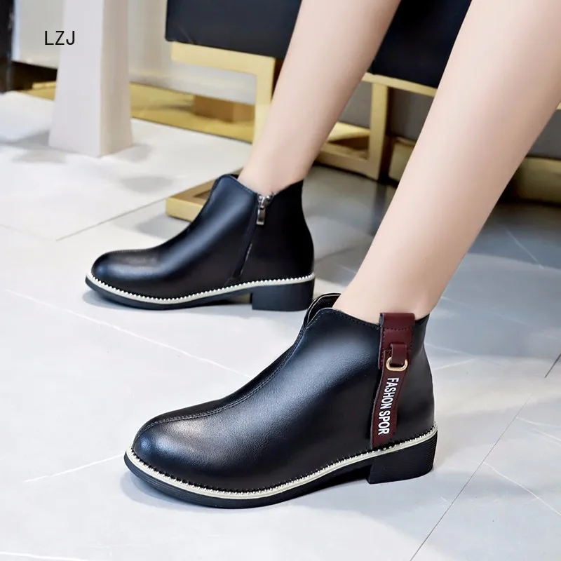 

LZJ 2019 Autumn Winter Fashion Side Zipper Women Booties Ankle Boots Round Toe PU Leather Low Heels Shoes Woman Martin Boots