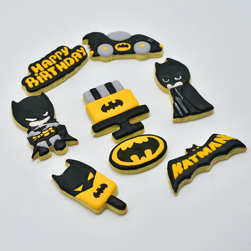 

DIY Bakery Batman Modeling Cake Decoration Fondant Cookie Cutter Chocolate Clay Plastic Cutter