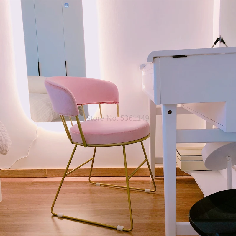 Розовый стул для макияжа для девочек, современный минималистичный стул-комод, сетчатый красный стул для столовой Ins, скандинавский стул для спальни - Цвет: 4