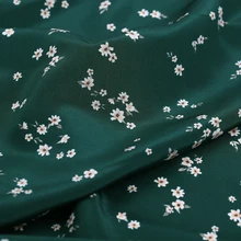 Натуральная шелковая ткань 114 см в ширину 16 мм свежий цветок 16 Newcomb печать Настоящее платье Последняя мода ткань тутового дерева