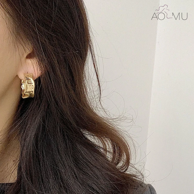 Женские серьги кольца из металла AOMU асимметричные геометрические с образной