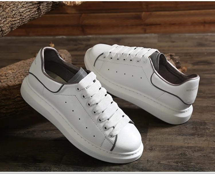 Real Leather Lighted Sneakers Casual white shoes Mens loafers Handiness Breathable Lovers shoes High quality Platform sneaker