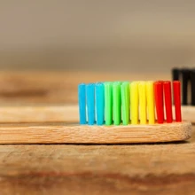 10 шт. зубная щетка из натурального бамбука с мягкой щетиной из древесины, для окружающей среды, бамбуковый уголь, зубная щетка для ухода за полостью рта,, логотип на заказ