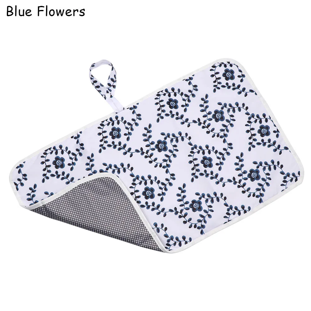 blue flower Водонепроницаемый дышащий пеленальный коврик мочи складной портативный пеленальный коврик многоцветный хлопок пеленальный коврик мочи - Цвет: blue flower