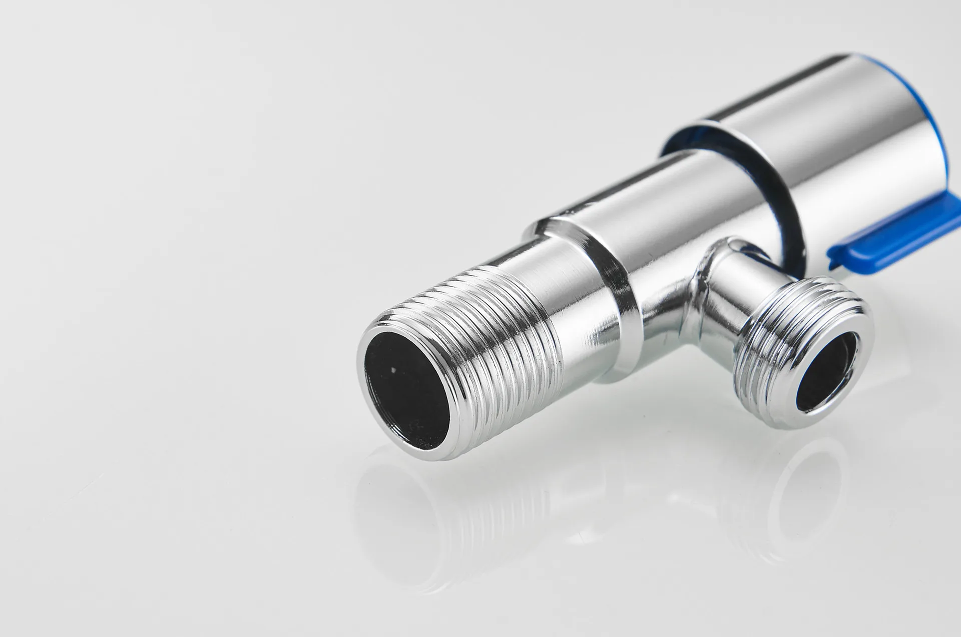 Manufacturers Wholesale Stainless Steel 304 Triangle Valve Hot And Cold Water Universal Red And Blue Angle Valve Thickening Angl