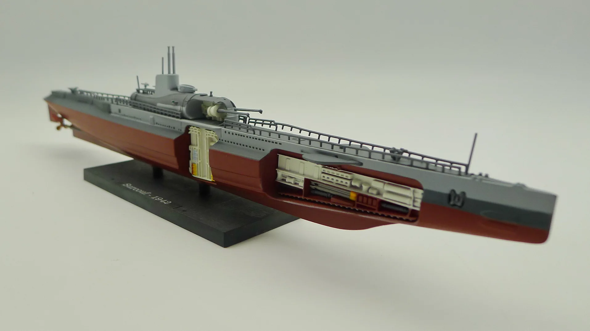 Atlas Surcouf-1942 подводных лодок 1/350 литая модель