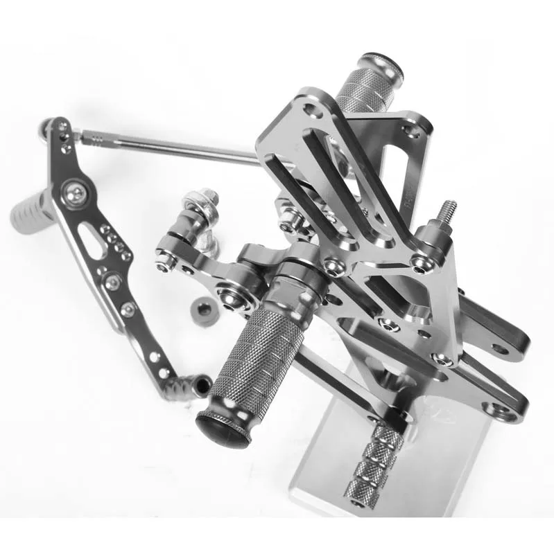 Titanium Для Yamaha YZF R1 2009 2010 2011 2012 2013 ЧПУ Rearsets подножки подножек задний тормоз переключения регулировки в комплекте; Серебристые черный, красный - Цвет: Titanium
