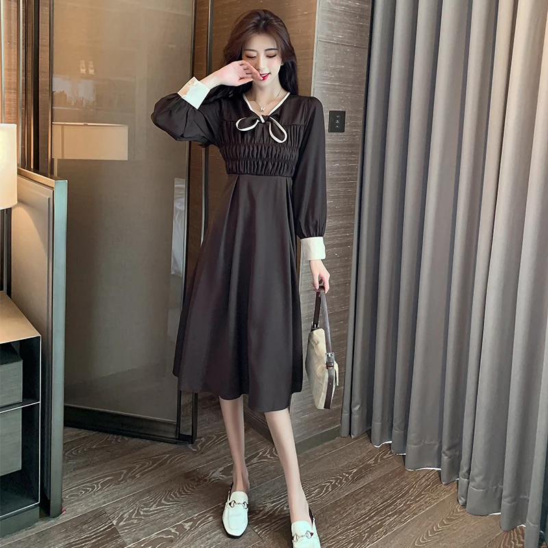 

The latest fashion in the fall of 2020, the lady's long-sleeved long-sleeved dress, women's waist, slim and high bow skirt