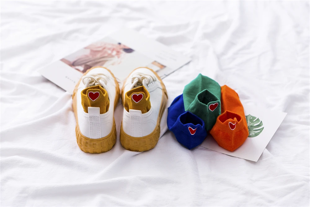 Neue frauen Sommer Frühling Cartoon Baumwolle Lustige Stickerei Rote Herz Socken Nette Mädchen Bunte Kurze Knöchel Sokken Dropship – Detail 14