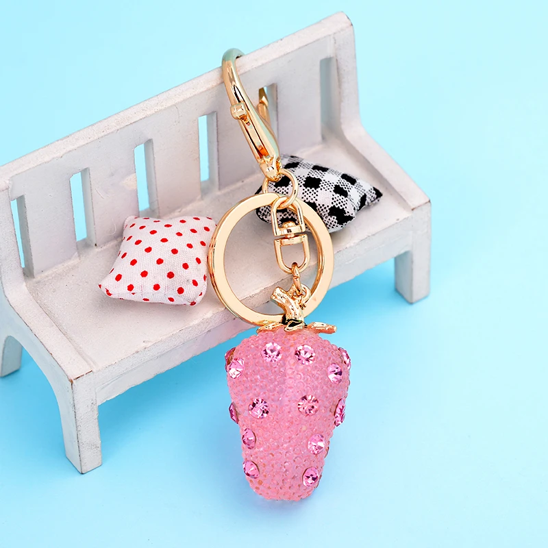 

New Creative Fruit Keychains Cute Resin Strawberry Keychain Raspberry Car Keychain Bag Female Pendant Accessories Jewelry Charm