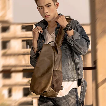 

Chest Bag Men's Large Capacity Fashion One Shoulder Messenger Bag Sports Fitness Backpack