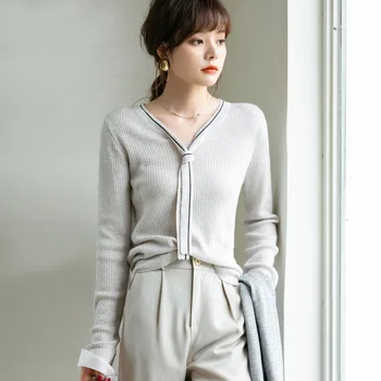 

xiu ye Graceful V-neck Contrast Color Sweater 2020 Early Autumn Elegant Joint Gauze Ribbon Base Shirt Tops Women