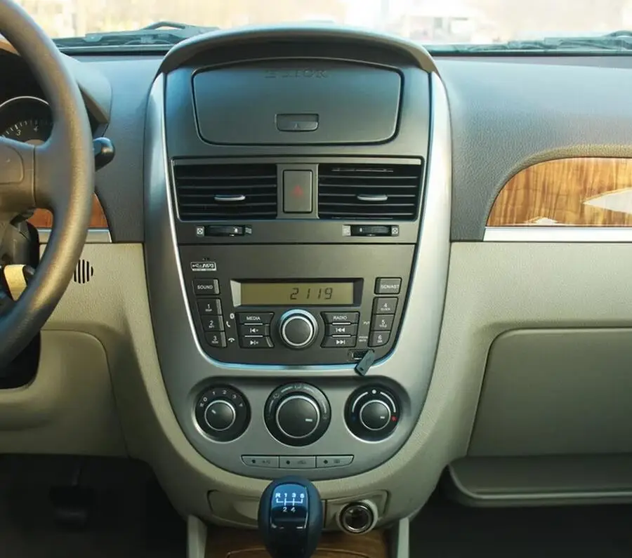 Discount Android 8.1 Vertical screen Tesla style GPS Navigation For Buick Excelle 2008-2015 Auto Radio Stereo Multimedia Player Recorder 1