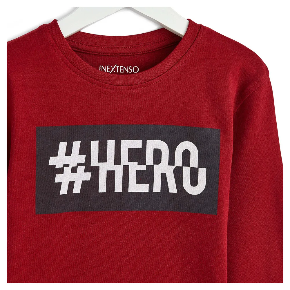Футболка «Hero» In Extenso