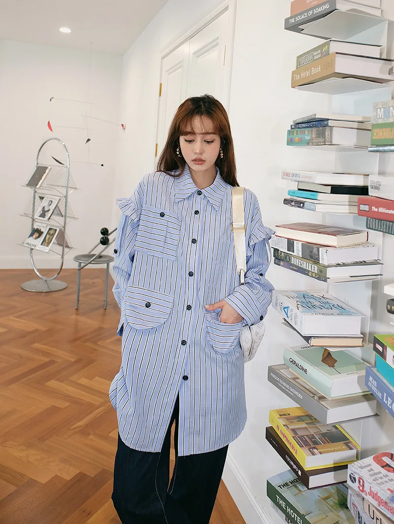 [EAM] Women Blue Striped Split Big Size Blouse New