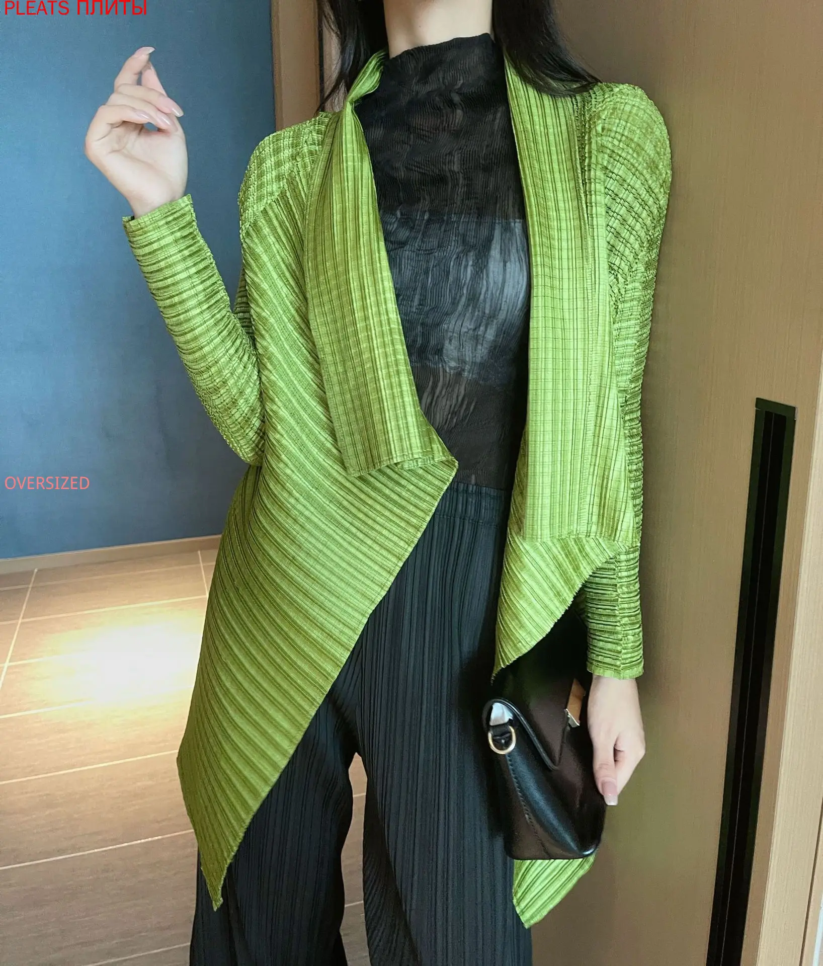 

Miyake Folds Spring and Autumn Models with Temperament Cloak Heavy Industry Classic Irregular Women's Windbreaker PLEATS Trench