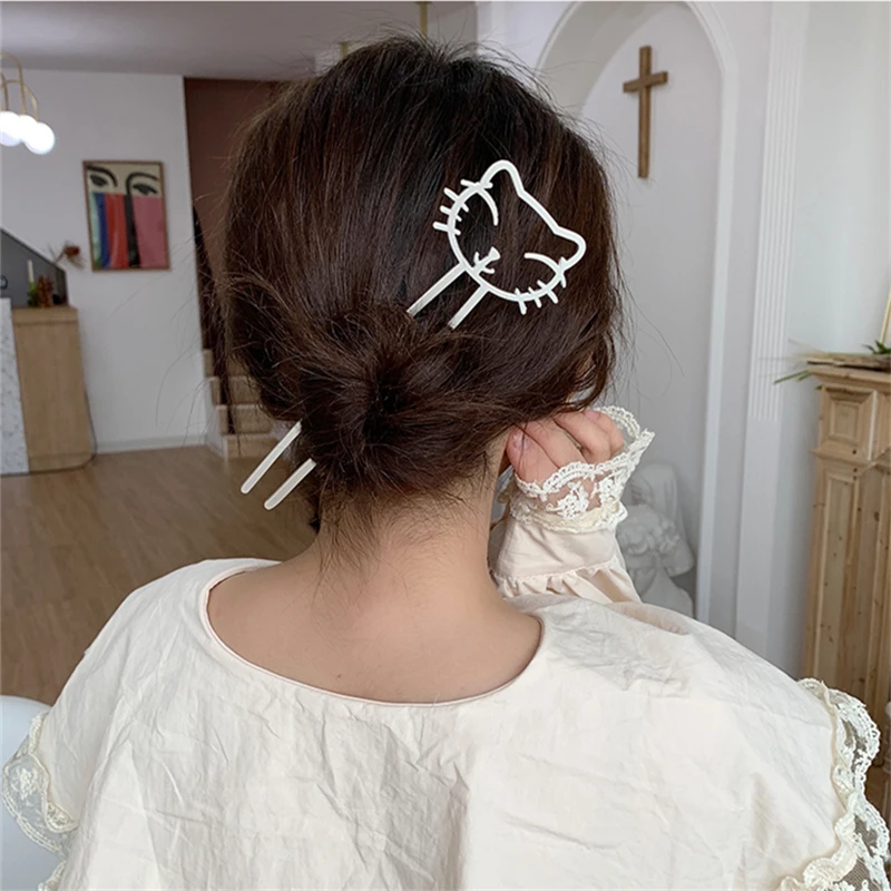 AOMU Metal Smile Cat Hair Sticks Simple Retro Smooth Matte Hollow Hairpin for Women Fashion Jewelry hair accessory hair stick