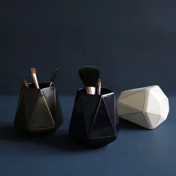 

Ceramic Makeup Brush Organizer Cosmetic Eyebrow pencil Lipstick Storage tube pen holder Jewelry Storage Box home decoration vase