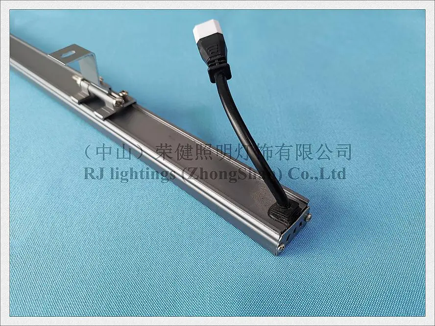 Slide image 16601ccf8072425a98ad0cf800c0af43