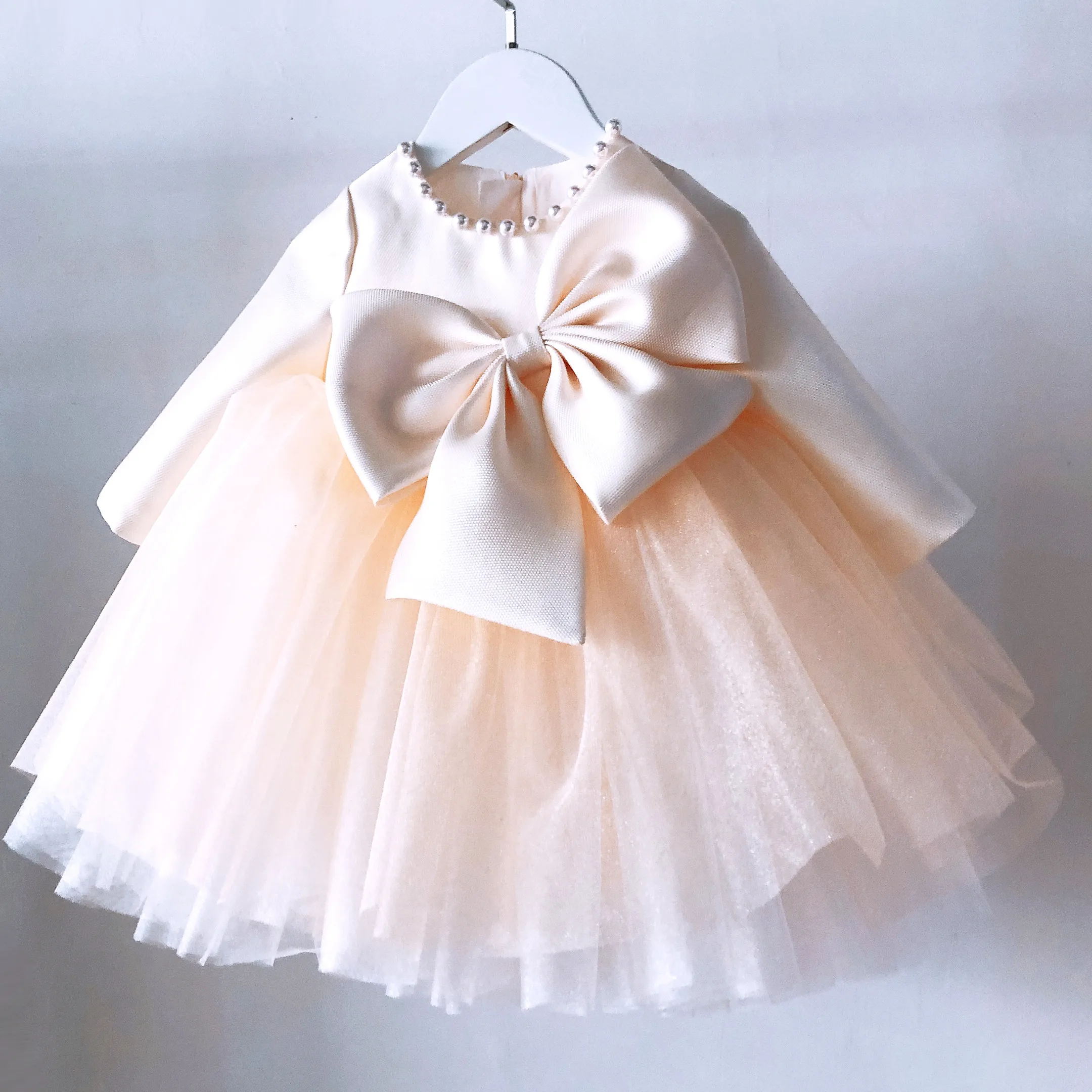 Одежда для новорожденных из бисера Платье для маленьких девочек длинные рукава вечерние 1 год на день рождения платье принцессы; платье для крещения младенцев костюм для конкурса платье
