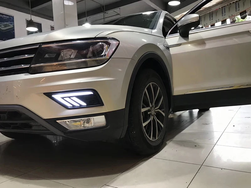 Светодиодный дневной ходовой светильник 1 пара для Volkswagen Tiguan лампа для поворотного сигнала DRL Дневной светильник передний бампер противотуманный светильник