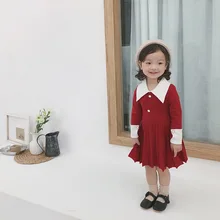 1919 г. Осеннее трикотажное платье для маленьких девочек Плиссированное трикотажное платье-свитер принцессы детская одежда с длинными рукавами костюм цвета красного вина для девочек