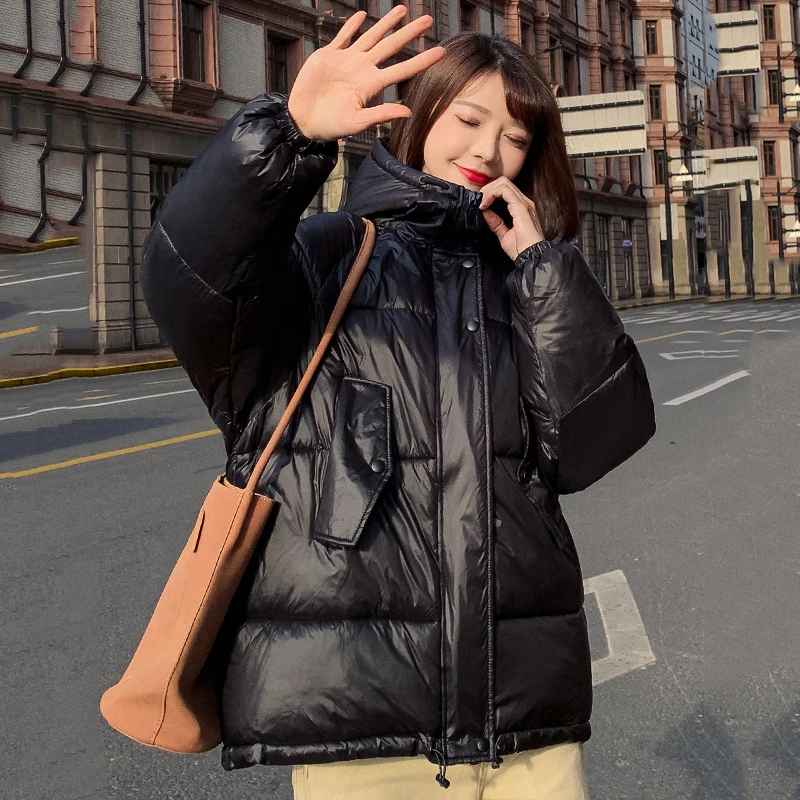 Женская куртка с капюшоном теплая свободная стеганая воротником стойкой зима