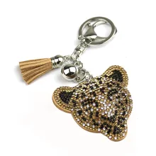 Замша с инкрустацией стразами Леопардовый брелок Масштабирование Горячие сверления плана Леопард головной ключ цепи Женская сумка Аксессуары