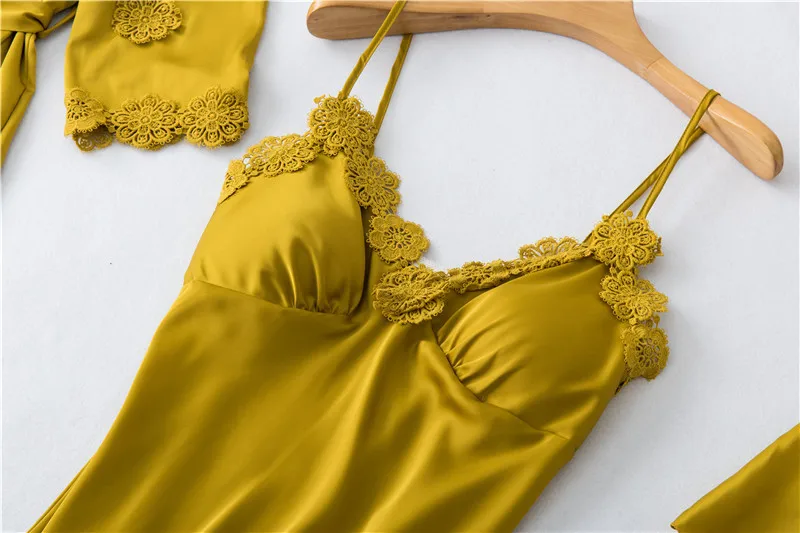 12926107049_1061836450