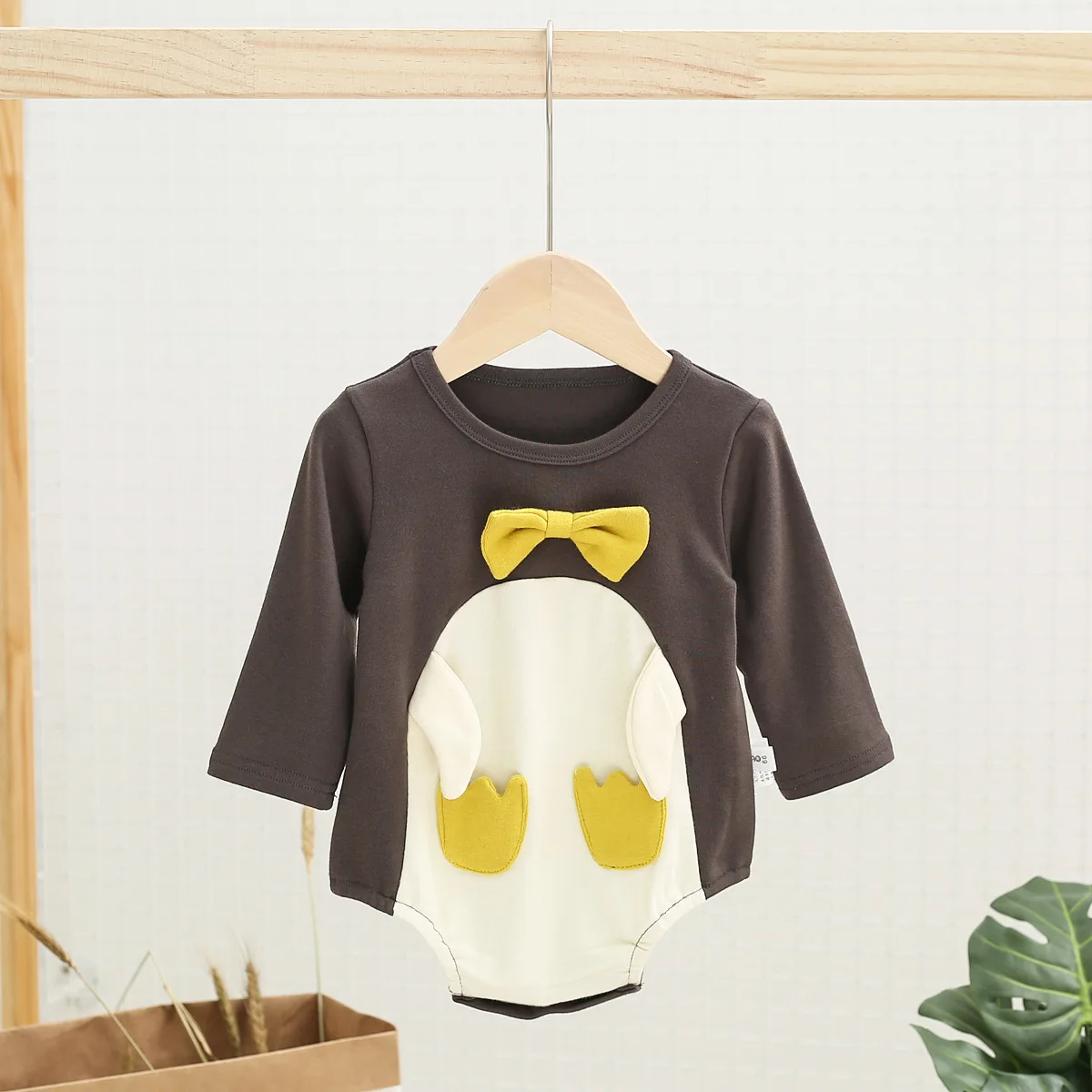 

Baby Clothes 2019 Infant Child Onesie Cartoon Triangle Romper BABY'S Romper Penguin