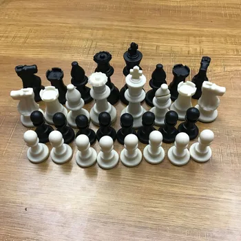 

Compact Size 65MM 32 Medieval Chess Pieces/Plastic Complete Chessmen International Word Chess Game Entertainment HOT SALE 2020