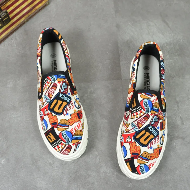 Summer Men Graffiti printing breathable Loafers Casual Flats Shoes Male Prom skateboard shoes zapatos hombre tenis masculino - Цвет: 2