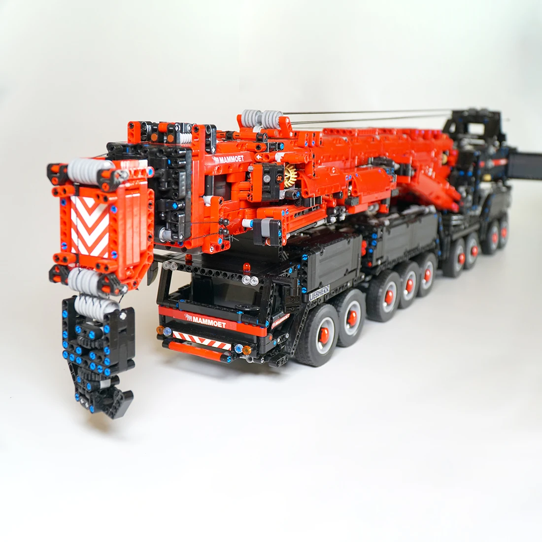 giant crane toy