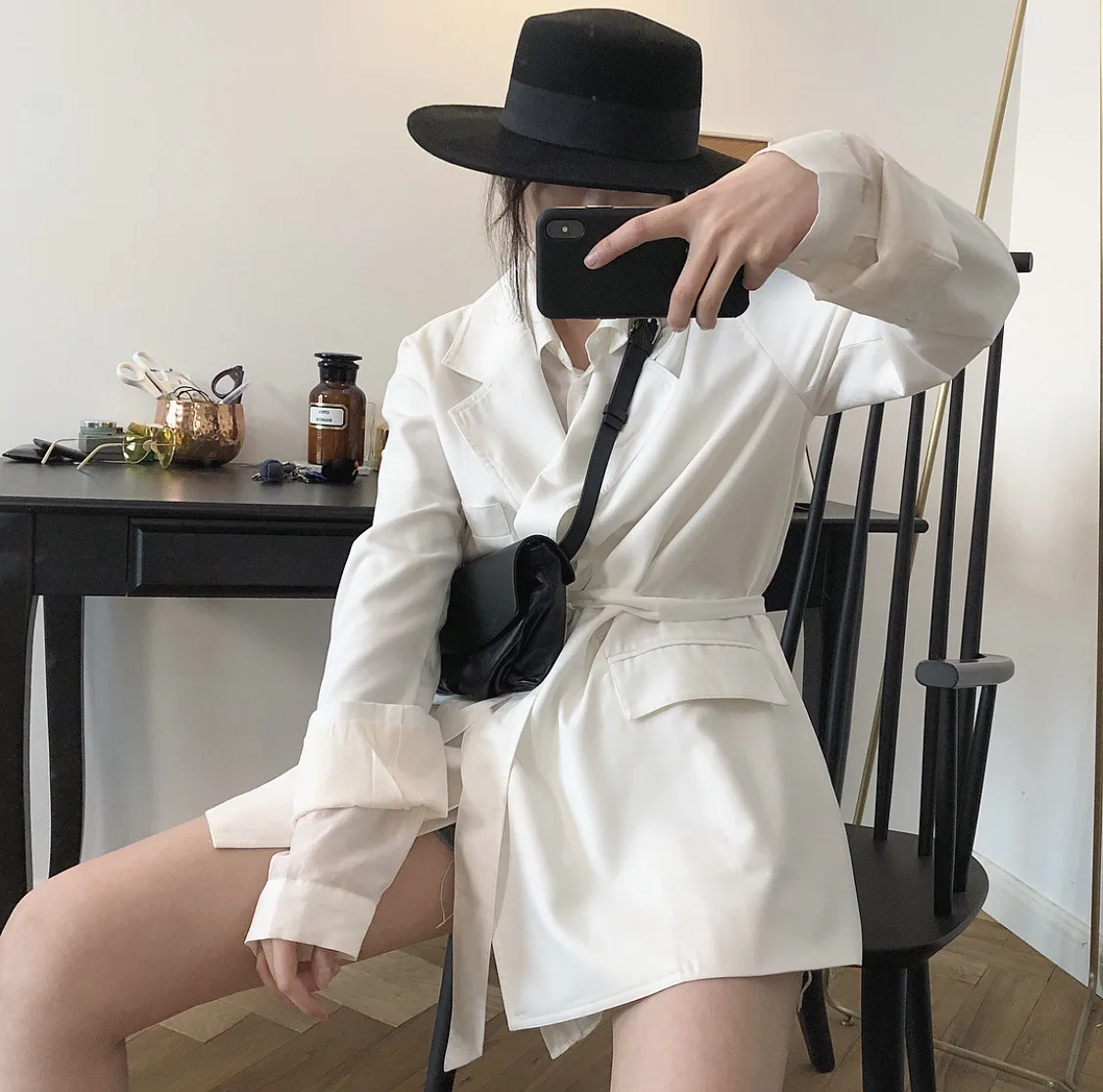 

Lu Fu Summer Temperament Simple Lapel Small Suit Loose Leisure Medium Length Thin Coat Female