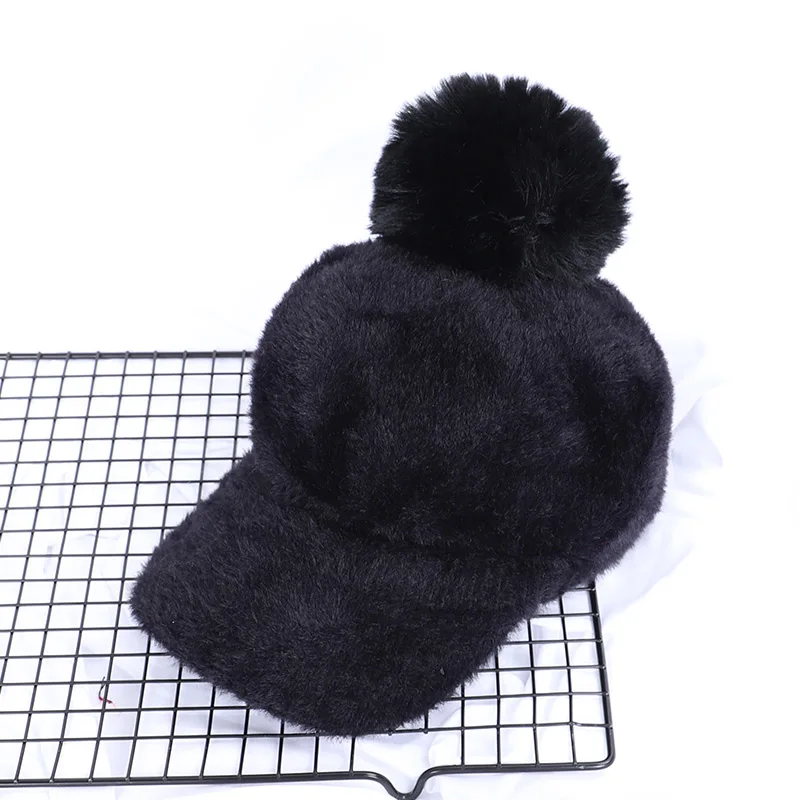 Black Новинка, модная женская зимняя шапка из мохера, Женская Повседневная вязаная шапка с помпоном, теплые береты, Женская бейсбольная Шерстяная кепка, козырек, мягкая шапка - Цвет: Black