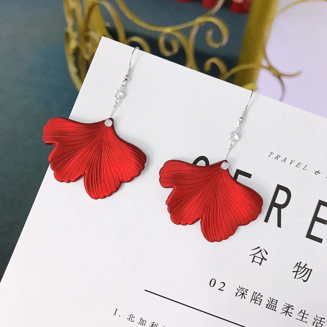 

Original 925 Sterling Silver Tassel Women Red Petal Dangle Earrings Lobe Zircon and Flowers Crook Stud Ear Shiny Leaves Eardrop