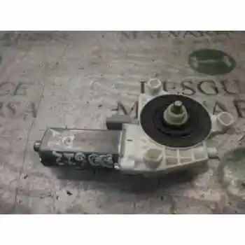 

WINDOW MOTOR FRONT LEFT PEUGEOT 307 (S1) 0130822022 [BD622] Bosch 2 PINS