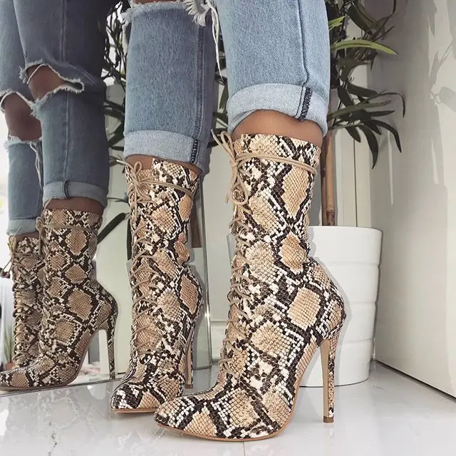 

Woman Snakes Sharp Boots Woman Boots 42