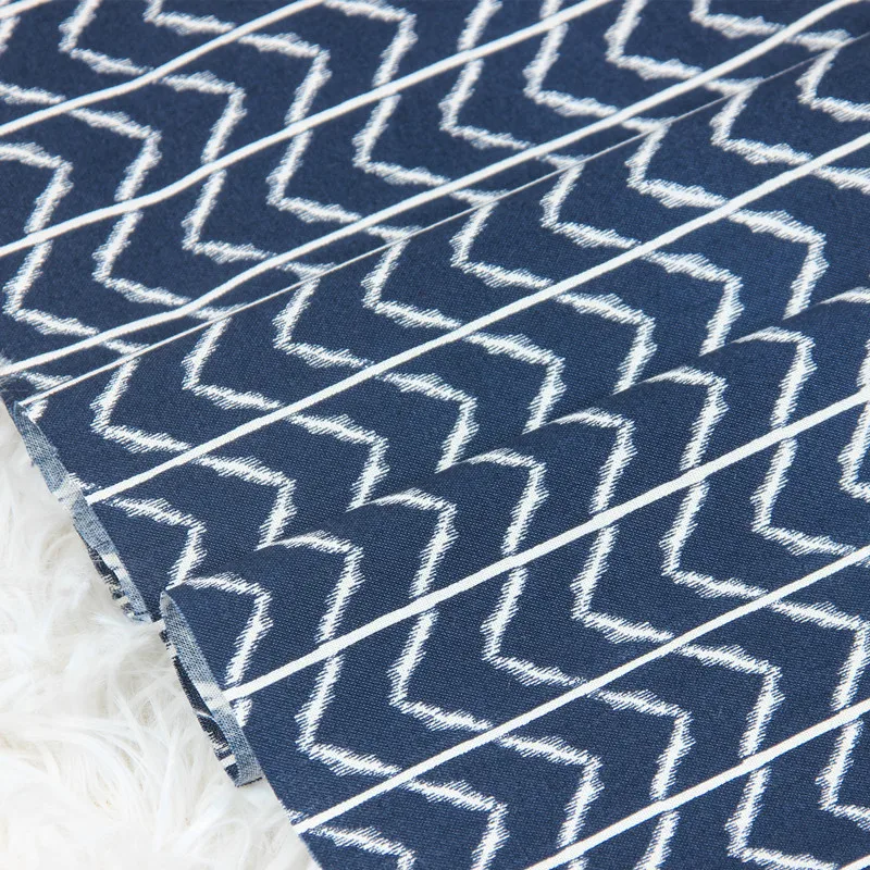 Полметра простой хлопок ткань темно-синий низ с геометрическим принтом ручной работы DIY мешок одежды платье Ткань хлопок CR-291