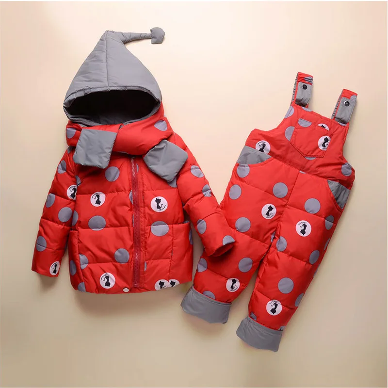 Детские теплые пуховые куртки зима года, комплекты детской пуховой одежды комплект из 2 предметов: пальто+ комбинезон зимний комбинезон для маленьких девочек и мальчиков возрастом от 1 года до 4 лет - Цвет: Красный