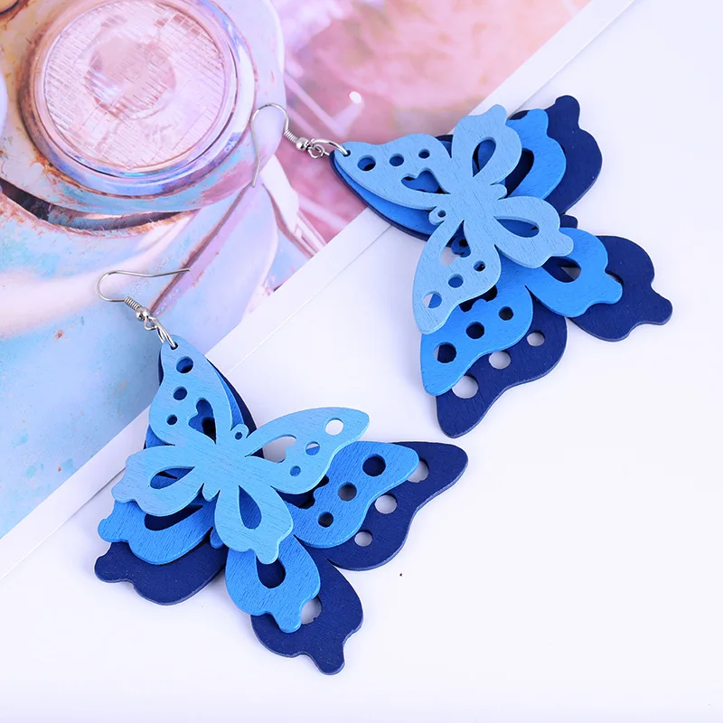 8873355981_692893102