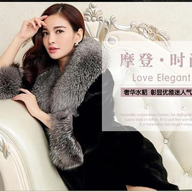 Autumn Winter Thick warm jacket New Imitation Fox fur Coat Female Section Fake Fur Plus size loose Coats Women Overcoat ok374