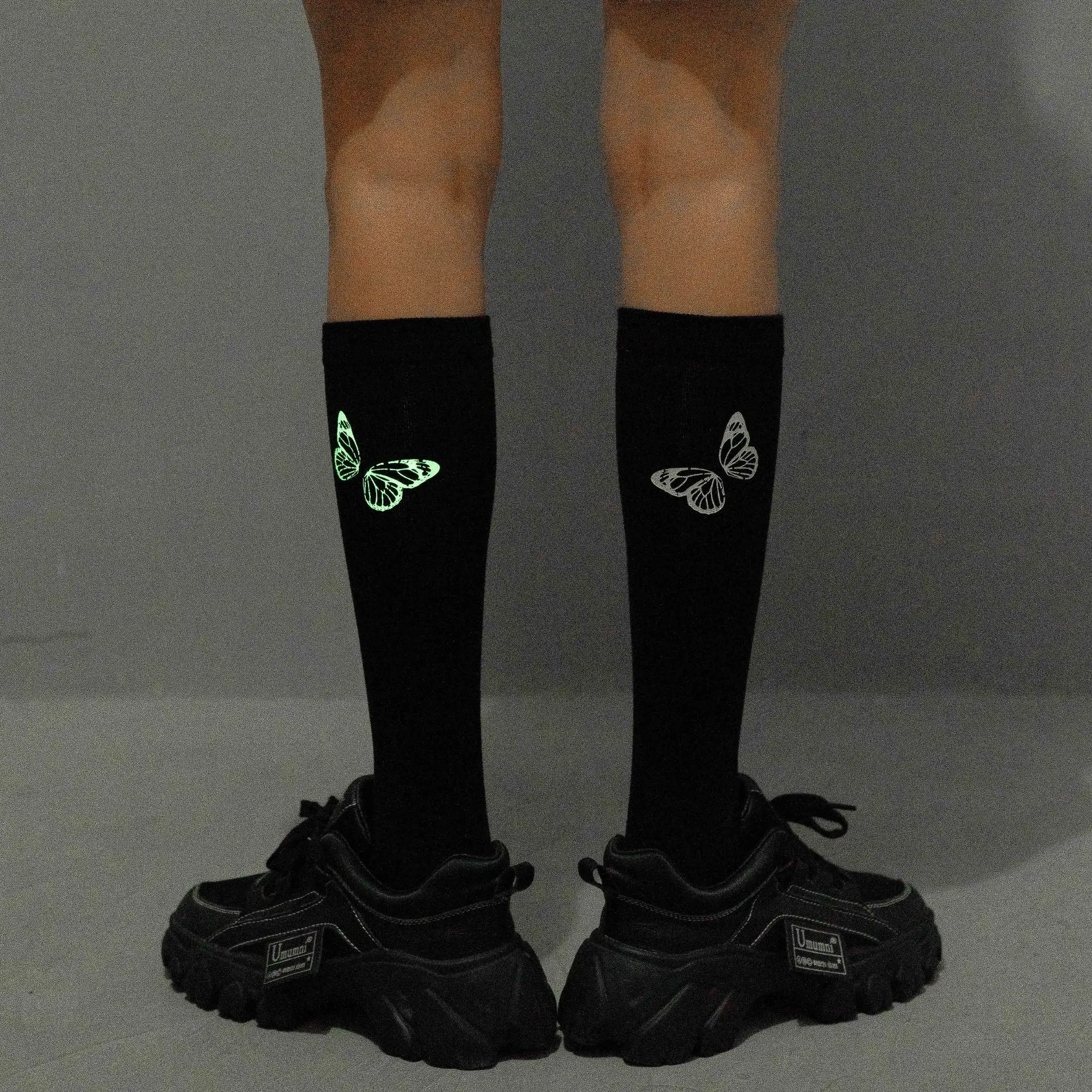 

Glow In The Dark Butterfly Stocking Women's Street Hip Hop Animal Funny Cotton Breathable Autumn Winter Luminous Female Sockken