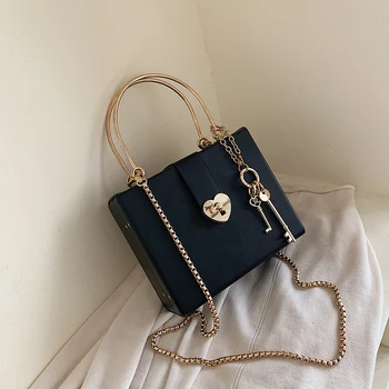 

Net Red Small Bag Female 2020 New Korean Fashion Chain Portable Messenger Bag Cool Casual Small Square Bag