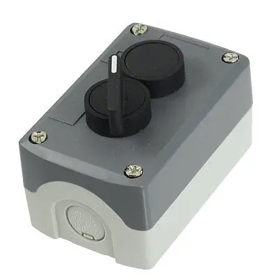 

240V 3A NO 2-Position Selector Latching Black Flat Momentary Push Button Station