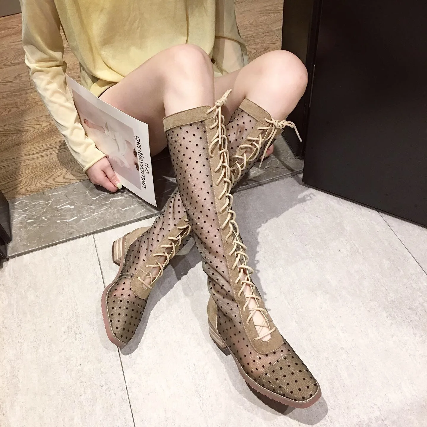 

Dot Pattern High-barreled Boots Female Temperamental Korean Version Fashion Zipper Mesh Sandals Spring Autumn Breathable Boots
