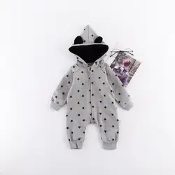 Одежда для малышей; коллекция 2018 года; сезон весна; детский цельнокроеный комбинезон с капюшоном и изображением маленькой звезды; одежда